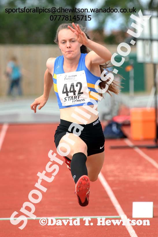 Womens under-17s triple jump, Northern Under-13s, U-15s and 17s Championships. Photo: David T. Hewitson/Sports for All Pics